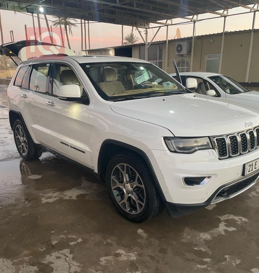 جيب جراند شيروكي